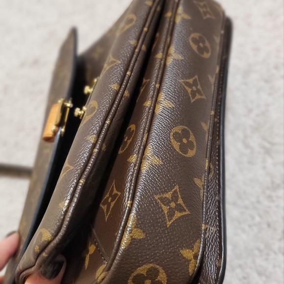 Louis vuitton metis. Crossbody . - Picture 4 of 5